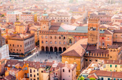 Italien Städtetrip: 3 Tage Bologna im TOP 4* Hotel inkl. Flug ab 129€