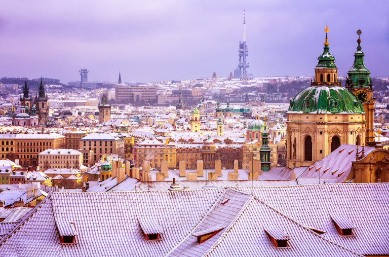 nl_tschechien-prag-kirche-schnee