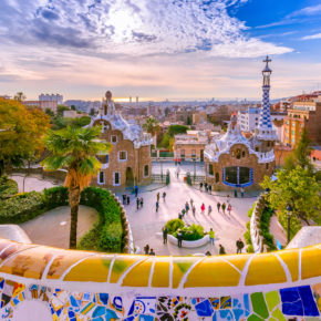 Wochenende in Barcelona: 3 Tage mit Unterkunft & Flug nur 61€