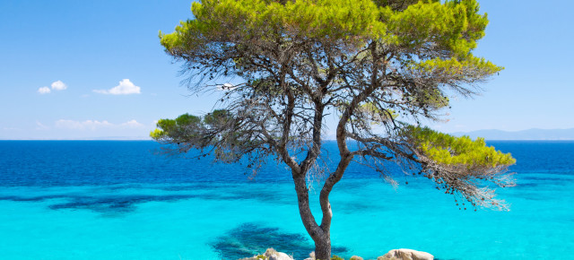 Traumurlaub in Griechenland: 7 Tage Chalkidiki im TOP 4* Hotel in Strandnähe mit Frühstück, Flug & Transfer nur 477€