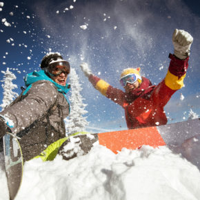 White Friday: 8 Tage Ski-Urlaub inkl. Skipass ab 49 € bei Snowtrex