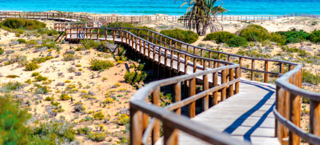 Ab nach Spanien: Günstige Hin- & Rückflüge nach Alicante für NUR 39€