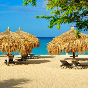 Ab nach Aruba: 14 Tage Frühbucher-Deal mit TOP 3* Hotel & Flug nur 740€