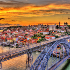 Städtetrip: 3 Tage Porto mit zentralem TOP Hotel & Flug nur 74€