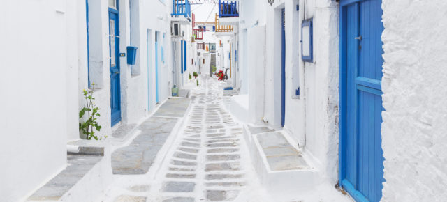 Frühbucher Luxus: 8 Tage Mykonos in TOP 5* Junior Suite inkl. Frühstück & Flug nur 282€