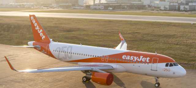 Easyjet bleibt am Boden: Billigairline streicht wegen Corona-Pandemie alle Flüge