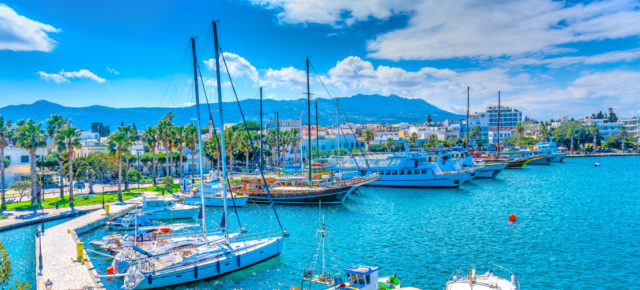 Last Minute nach Kos: 7 Tage im 4* Hotel mit Halbpension, Flug & Transfer für 389 €