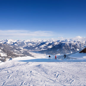Skiiifoan: 5 Tage in Tirol im 3* Hotel mit Ultra All Inclusive, Wellness, Glühweinparty und Extras ab 99€