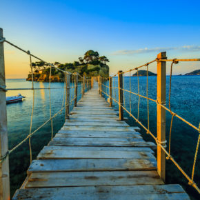 Griechenland: 8 Tage auf Zakynthos im guten Hotel in Strandnähe inkl. Flug um 158€