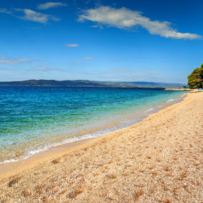 Kroatien: 6 Tage Istrien im 3* All Inclusive Hotel am Strand für 196€