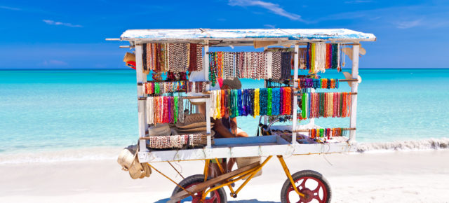 Kuba Traumreise: 14 Tage Havanna & Varadero mit 4* & 5* Hotels, Verpflegung, Flug, Transfers, Oldtimer- & Katamaranfahrt um 1391€