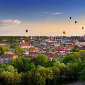 Ab nach Litauen: Günstige Hin- & Rückflüge nach Vilnius für nur 66€