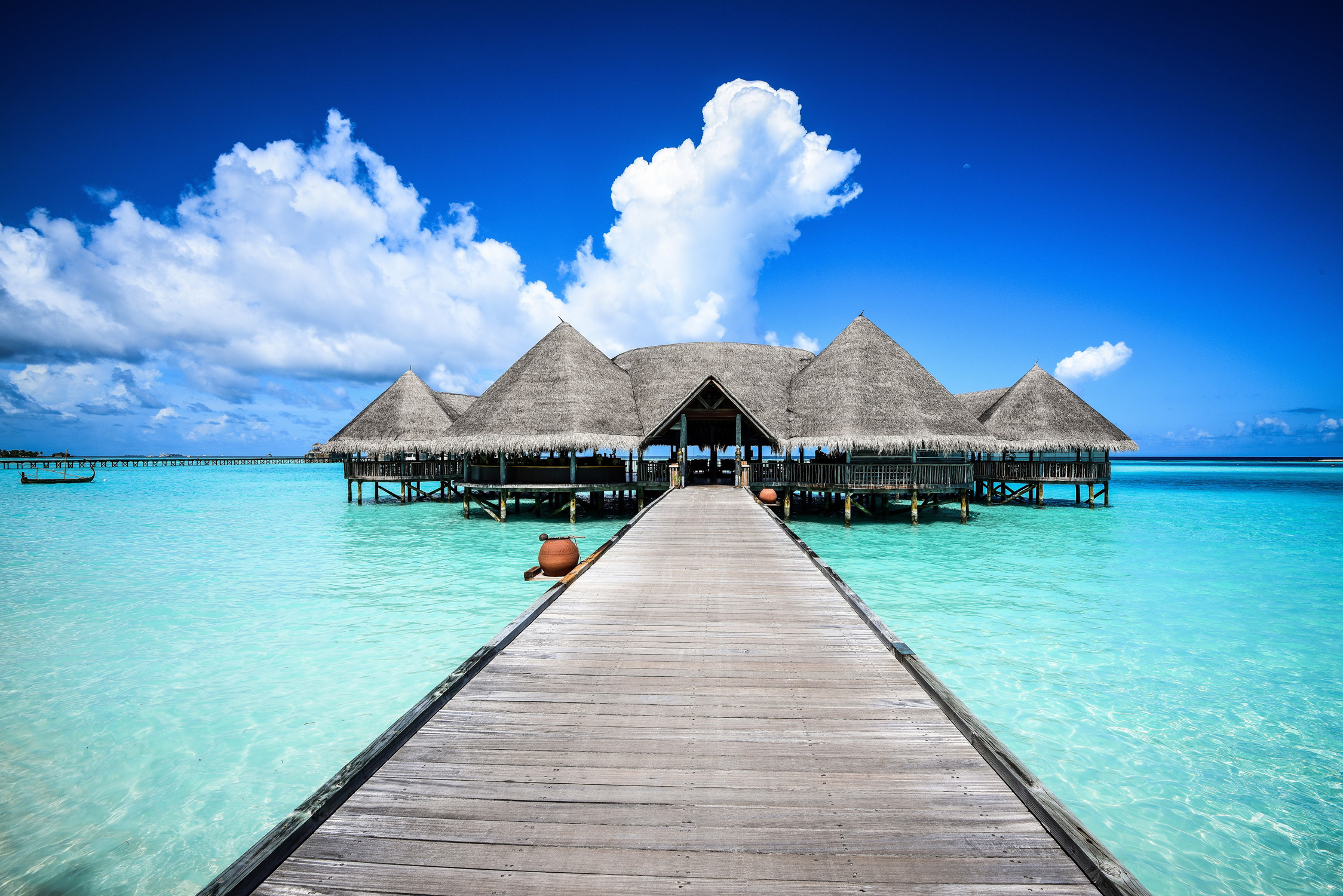 Urlaub auf eigener Insel 9 Tage Malediven im TOP 4* Hotel mit Beach Bungalow, All Inclusive