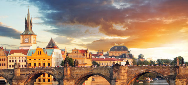 Prag Gutschein: 2 Tage mit tollen Hotels, Frühstück & Brauerei-Gutschein ab 29€