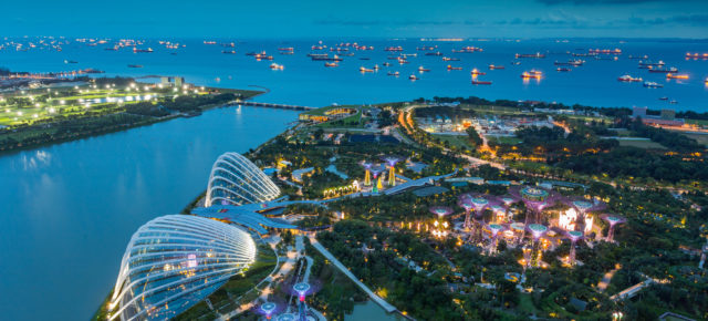 Silvester in Südostasien: 5 Tage im TOP 4* Hotel in Singapur mit Frühstück & 11-tägige Kreuzfahrt mit Vollpension inkl. Flug, Transfers & Extras für 3699€
