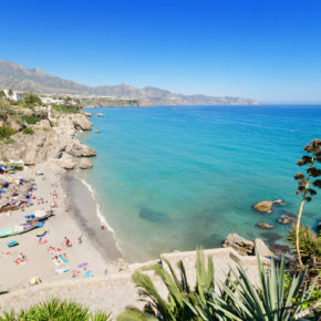 Spanische Sonne: 8 Tage Costa del Sol mit 3* Apartment (100m vom Meer!) & Flug nur 88€