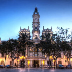 Langes Wochenende in Valencia: 4 Tage Städtetrip mit zentraler Unterkunft & Flug nur 72€