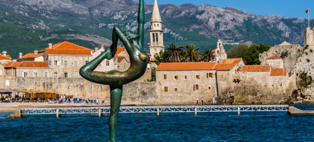 Krass günstig nach Montenegro: 8 Tage inkl. strandnahem Apartment & Flug NUR 107€