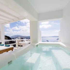 Santorini Luxury Suites Pool