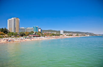 Goldstrand in Bulgarien: 8 Tage im 3* Hotel mit Frühstück & Flug ab 189€
