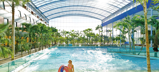 Erholung & Abenteuer in der Therme Erding: 2 Tage im TOP 4* Hotel DIREKT in der Therme inkl. täglichem Eintritt, Frühstück & Extras für 166€