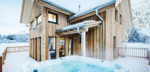 Wintervilla in der Steiermark: 5 Tage Skifun mit eigenem Whirlpool ab 123€ p.P.