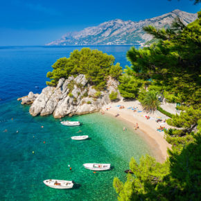 Kroatien: 8 Tage in eigener Ferienwohnung mit Meerblick & Pool nur 98€
