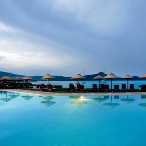 Elounda Peninsula All Suite Hotel Pool