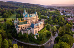 Tagesausflug nach Bratislava: 1 Tag in der Slowakei mit Schifffahrt & Verpflegung um 99€