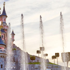 Disneyland® Paris Gutschein: [ut f="duration"] Tage im Premium Hotel nach Wahl mit Frühstück & Parkeintritt für [ut f="price"]€