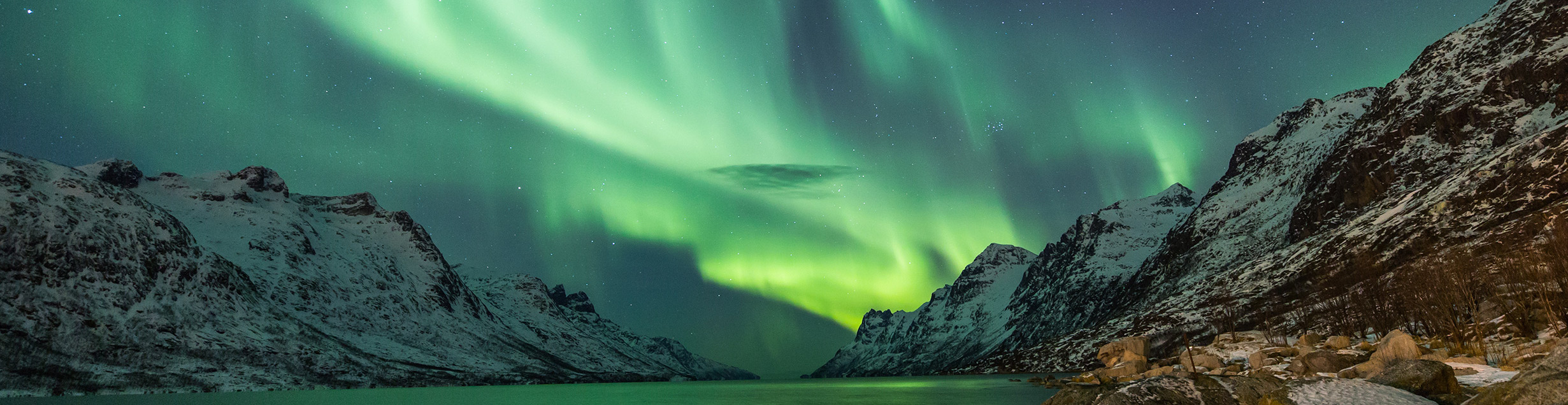 Unfassbar schön: Polarlichter in Island — Hin- & Rückflug ohne ...