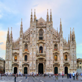 Langes Wochenende in Mailand: 4 Tage mit Unterkunft, Halbpension & Flug nur 98€