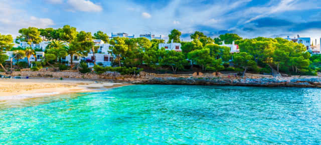 Last Minute Kreuzfahrt: 7 Tage mit AIDA durchs westliche Mittelmeer inkl. Vollpension um 299€