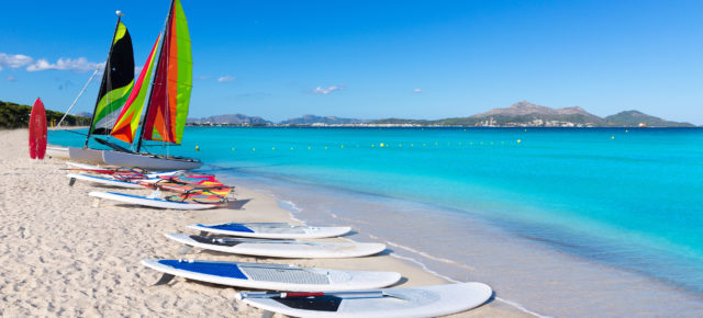 Auf nach Mallorca: 6 Tage ins 4* Hotel mit Transfer, Flug, All Inclusive und Extras für 684€