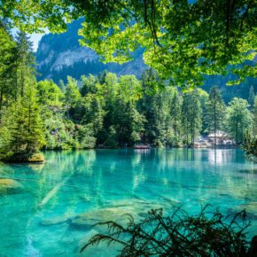 Frühbucher-Wochenende in der Schweiz: 2 Tage nähe Blausee mit Hotel & Frühstück um 58€