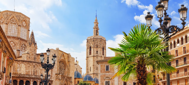 Kurztrip nach Valencia: 3 Tage im zentralen 3* Hotel mit Flug ab 171€