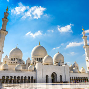 Abu Dhabi: 7 Tage im 5* Hotel mit Frühstück, Flug & Transfer für 265€