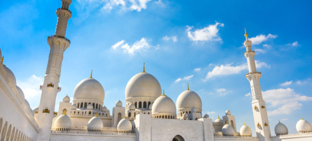 Zum Kracherpreis nach Abu Dhabi: 7 Tage im 5* Hotel mit Flug nur 327€