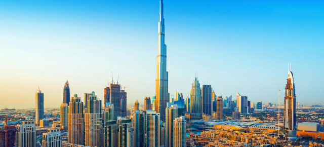 Urlaub in Dubai: 8 Tage ins TOP 4* Four Points by Sheraton Production City mit Frühstück, Flug & Transfers nur 675€
