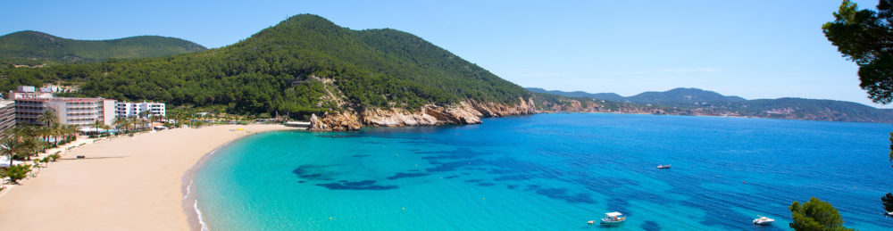 Spanien Ibiza San Vicente Strand Panorama