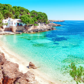Ab auf die schönste Baleareninsel: [ut f="duration"] Tage Mallorca im TOP [ut f="stars"]* Hotel mit [ut f="board"], Flug & Transfer nur [ut f="price"]€