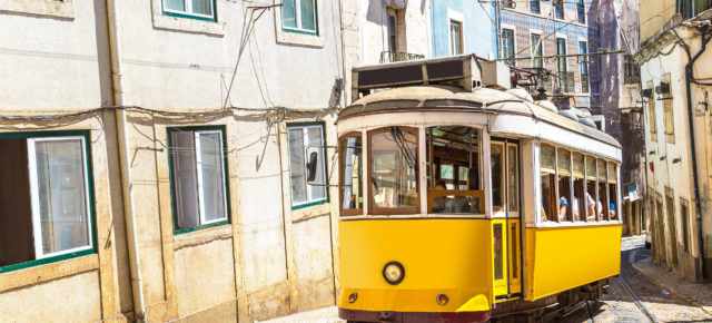 Ab nach Lissabon: 4 Tage im tollen 3* Apartment mit Flug nur 89€