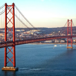 Im Herzen von Lissabon: 4 Tage inklusive TOP 4* Hotel, Frühstück & Flug nur 373€