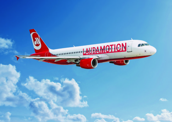 Laudamotion Flugzeug redaktionell