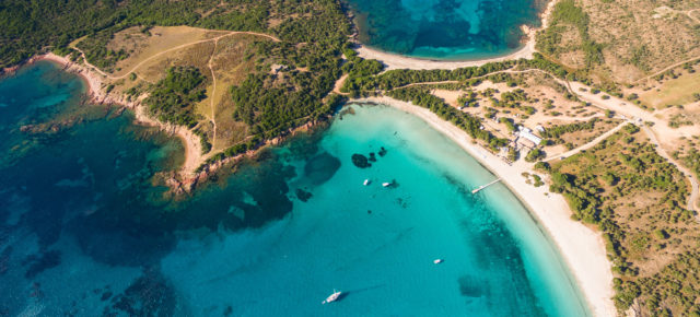 MEGASCHNAPPER Korsika: 8 Tage Strandurlaub im Feriendorf mit Halbpension, Flug & Transfer NUR 149€