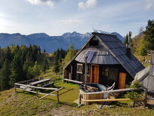Hirtenhütte Slowenien aussen