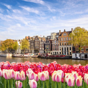 Amsterdam: 3 Tage übers Wochenende im TOP 4* Hotel mit Flug nur 154€