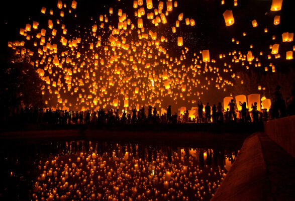 thailand chiang mai loy krathong weit