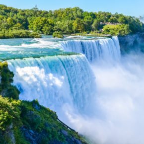 Die Niagarafälle: Wunderschöne Naturgewalten zwischen Kanada & den USA