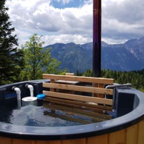 TUI Villas Chalet Gorenjka Hot Tub